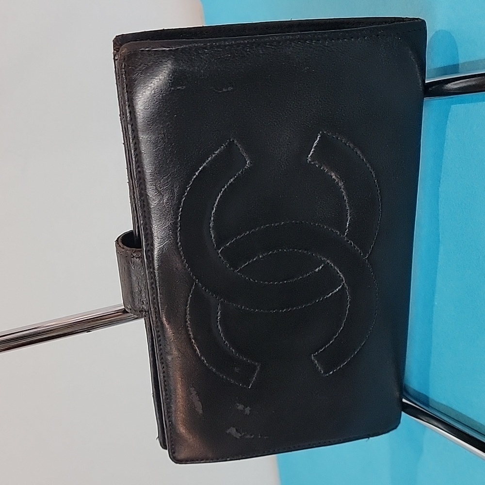 Chanel Black Leather Vintage Timeless CC French Wallet